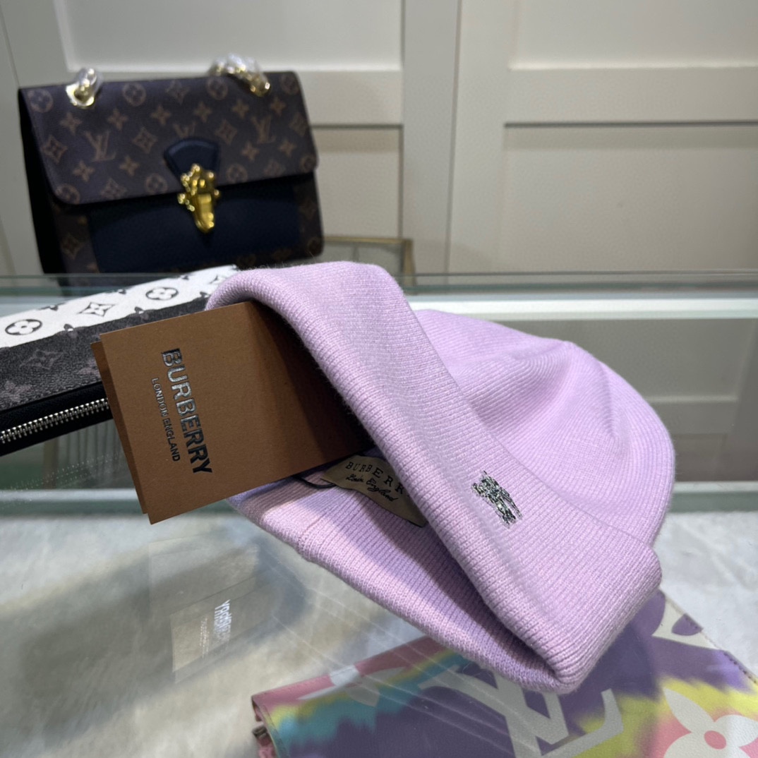 配防尘袋🌺【巴宝莉BURBERRY】官网简约高端系列，百分之70羊毛，30兔毛针织帽！男女同款，加厚更保