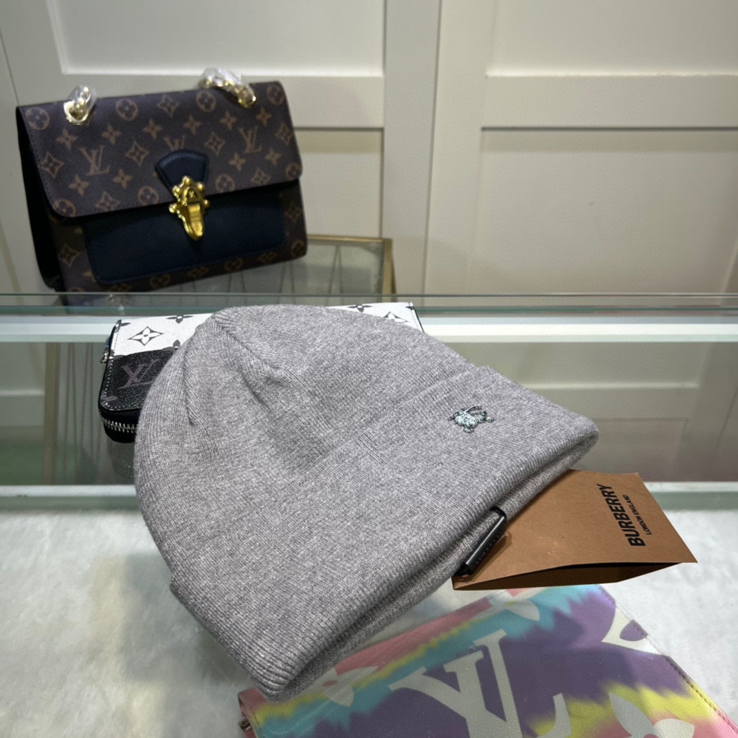 配防尘袋🌺【巴宝莉BURBERRY】官网简约高端系列，百分之70羊毛，30兔毛针织帽！男女同款，加厚更保