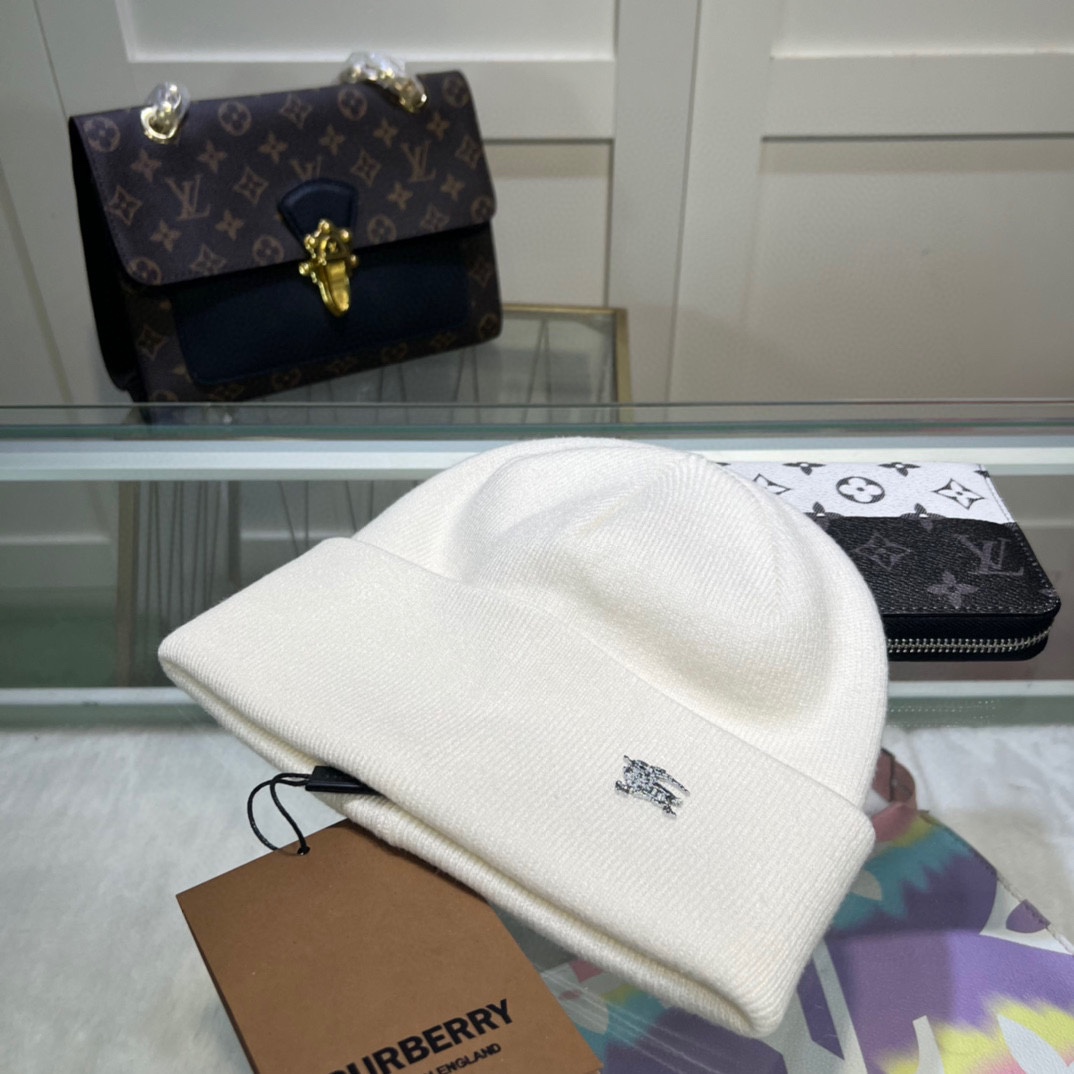 配防尘袋🌺【巴宝莉BURBERRY】官网简约高端系列，百分之70羊毛，30兔毛针织帽！男女同款，加厚更保