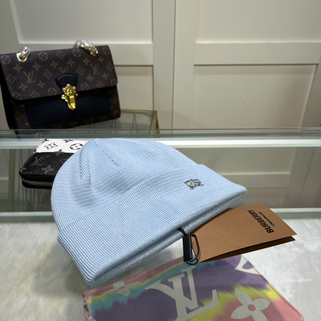 配防尘袋🌺【巴宝莉BURBERRY】官网简约高端系列，百分之70羊毛，30兔毛针织帽！男女同款，加厚更保