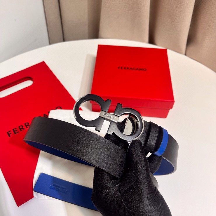 这款Ferragamo皮带以现代风格演绎经典款式，撞色注入休闲意趣，双面设计适配多元场景。同色系漆面Ga