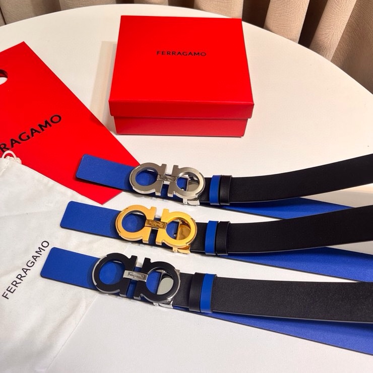 这款Ferragamo皮带以现代风格演绎经典款式，撞色注入休闲意趣，双面设计适配多元场景。同色系漆面Ga