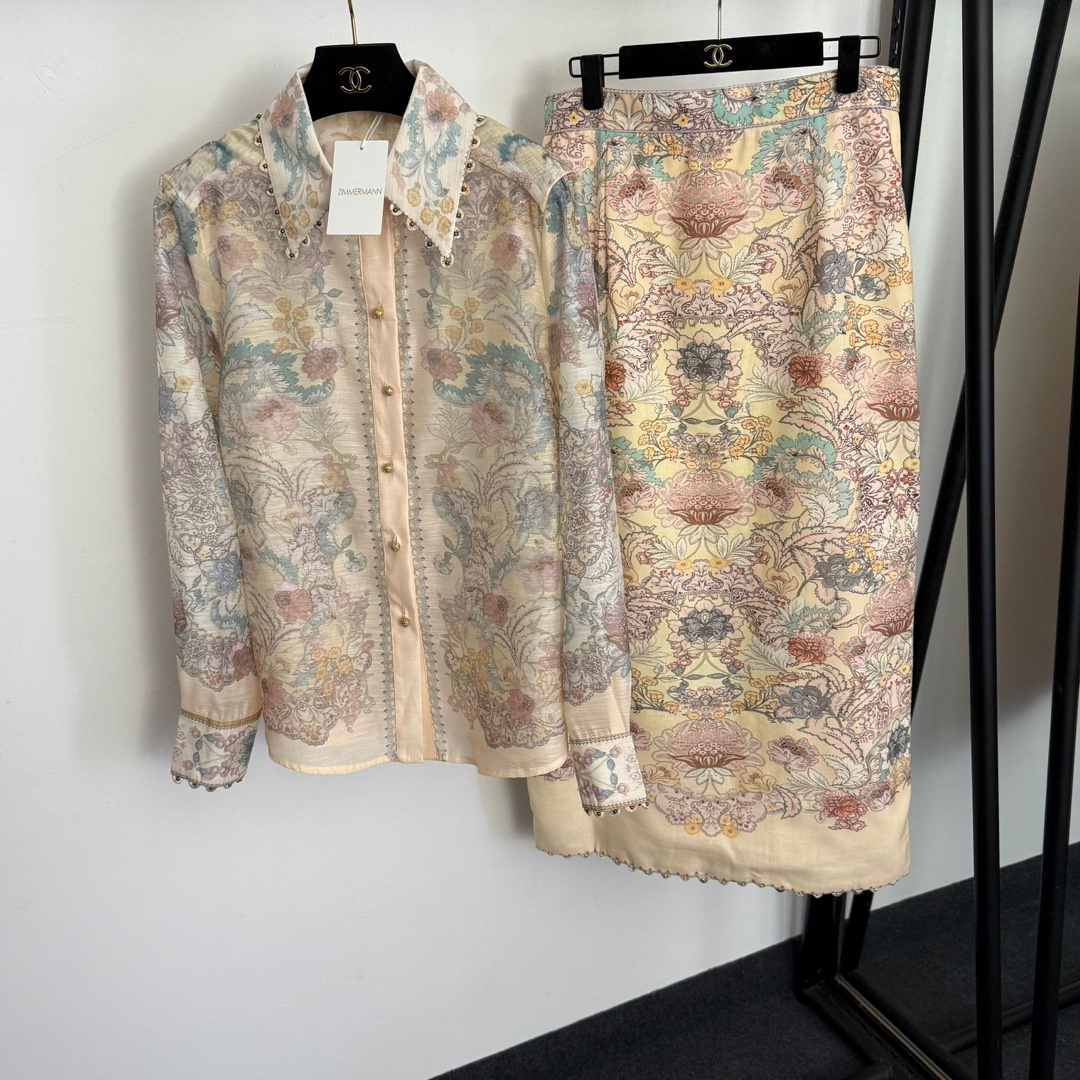 NO:941137,Model No. 20260390 Zimmermann's latest linen suit, colorful flower print, custom painted button elegant long-sleeved shirt + high-waisted slit mid-length skirt, with belt, apricot color, S-XL, [M size shoulder width 38, bust 100, sleeve length 61, length 63; waist 72, hip 96, length 95; weight 0.560kg], Zimmermann - Clothing, skirts,19860909款号20260390 Zimmermann*新款亚麻套装,彩色花朵印花 定制彩绘纽扣气质长袖衬衣+高腰开叉中长款半裙,配腰带,杏色,S-XL,【M码肩宽38,胸围100,袖长61,长63；腰围72,臀围96,长95；重量0.560kg】,兹默曼-服装,skirts,,Women's clothing