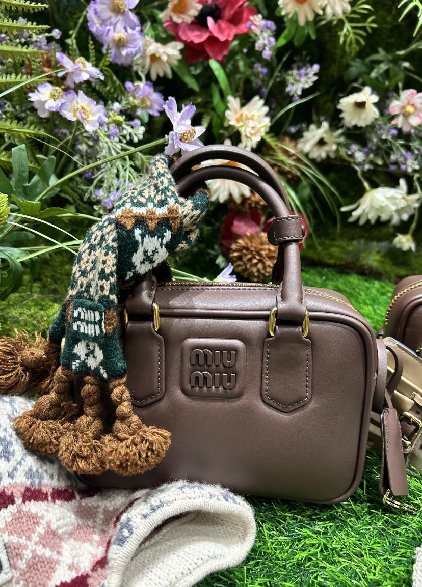 _ddL9srszh_ujXMIs1FpdBj1g9agSSEZqy2xjxoQ