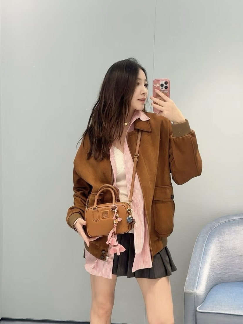 _dEq9soDtYbzmaItHHChxmprI1_EQu8In3z_9_EQ