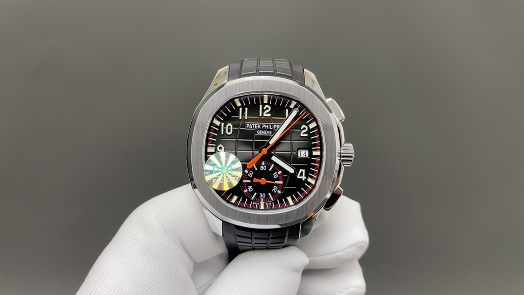 NO:714996,New Arrival PDF 138g counterweight version Patek Philippe Aquanaut series, grenade chronograph series Watch model 5968A-001 integrated movement PP mm platinum case chronograph hands, outer edge rail scale accurate to a quarter of a second, 60-minute cumulative timer  The stainless steel shell is endowed with white gold and rose gold vacuum plating, and is matched with a fluorine rubber strap, which is full of fashionable and sunny sports atmosphere. The case adopts the classic outline of a rounded octagonal bezel. The bezel is more delicate and refined after chamfering and polishing. The front is polished, and the side frosted lugs are slightly curved, showing a natural curvature, making the watch fit better on the wearer's wrist. V2 (splint) thickness 13.6mm  V3 (all-in-one machine) thickness 12.8 is the thinnest on the market. Natural anti-sensitive fluorine rubber strap. Recommended men’s multi-functional mechanical watch. Carefully created for you to take ultra-realistic photos, patek philippe19860909新款到货PDF 138克配重版本 百达翡丽 Aquanaut系列,手雷计时系列 腕表型号5968A-001一体机芯 PP 毫米铂金表壳 计时指针、精确至四分之一秒的外缘轨道式刻度、60 分钟累积计时器 以不锈钢材质的外壳赋予白金.玫瑰金真空电镀,氟橡胶表带相搭,充满了时尚、阳光的运动气息,表壳采用了圆润的八角形表圈的经典轮廓,表圈经过倒角抛光处理之后更细腻精致,正面抛光,侧边磨砂处理的表耳略微弯曲,呈现出自然的弧度,将腕表更贴合于佩戴者腕间. V2(夹板）厚度13.6mm V3(一体机）厚度12.8市面最薄 天然防敏感氟橡胶表带 精致推荐男士多功能机械腕表 为你精心打造超真实实物图拍摄,,patek philippe,Watch