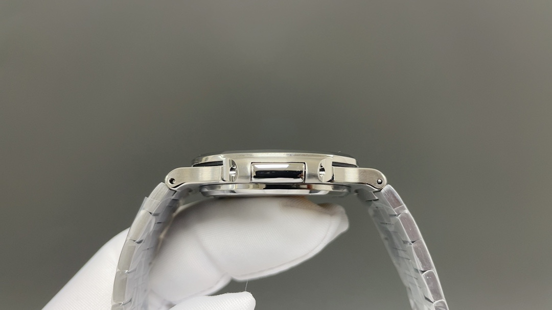 Patek Philippe Style Watches Watches Watches detail image 5 from source 765383