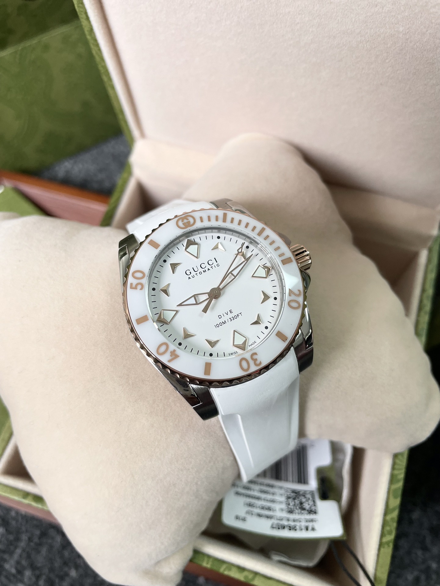 NO:715073,Gucci GUCCI white model (YA136348),,gucci,gucci19860909古驰 GUCCI 白色款（YA136348）,,gucci,gucci,Watch