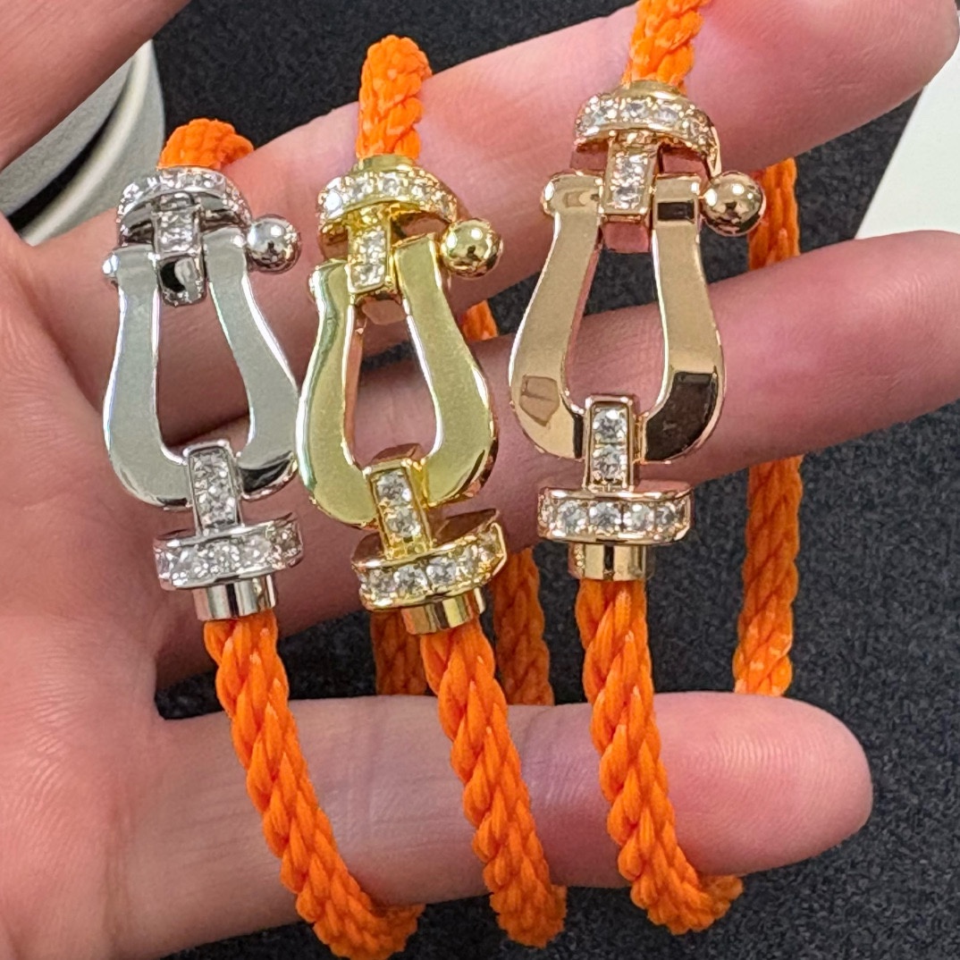 _dJT9sw_AkajPpe4uKLyLgpclI2eMtrP0gCJrGNw