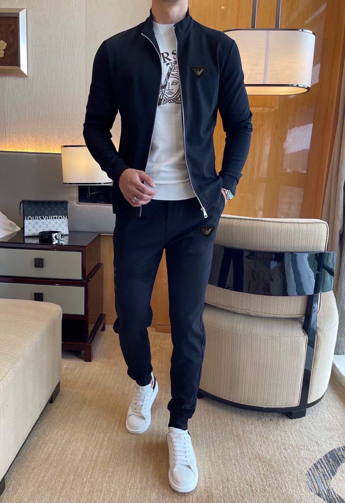 _dxq9s1KzJFnn-08qVpJXVTPp7Hs7uKNGH_h8y9Q