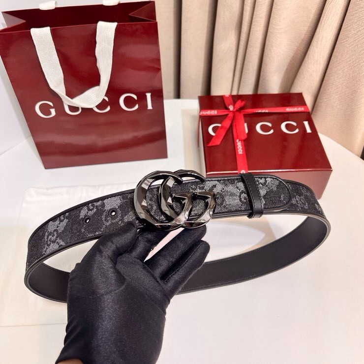 古奇 新款 GG Marmont系列心选迷彩大理石纹GG帆布，为2026早春系列随处可见的主要图案之一增