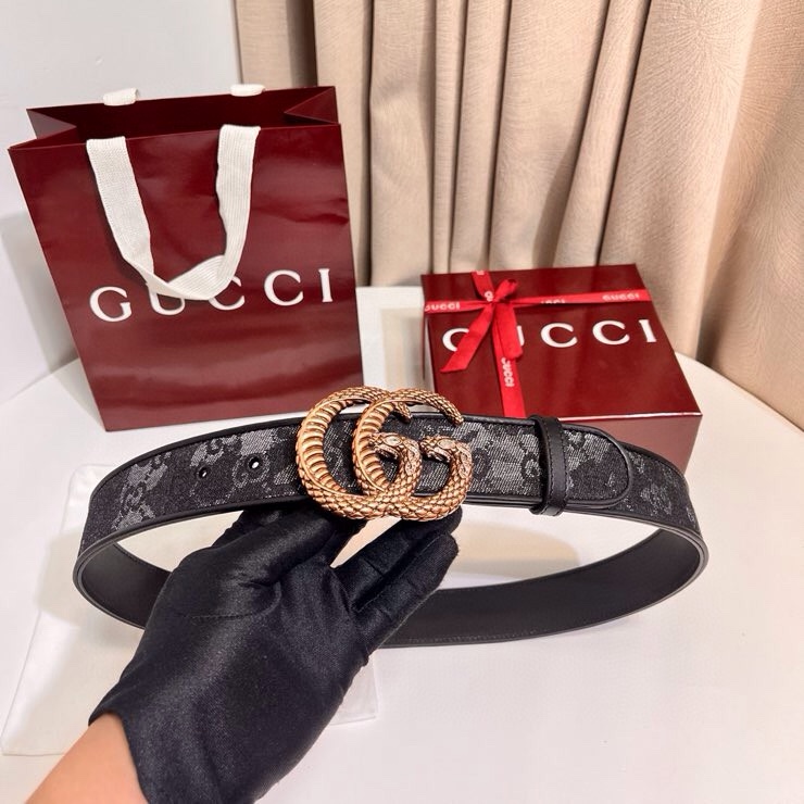 古奇 新款 GG Marmont系列心选迷彩大理石纹GG帆布，为2026早春系列随处可见的主要图案之一增