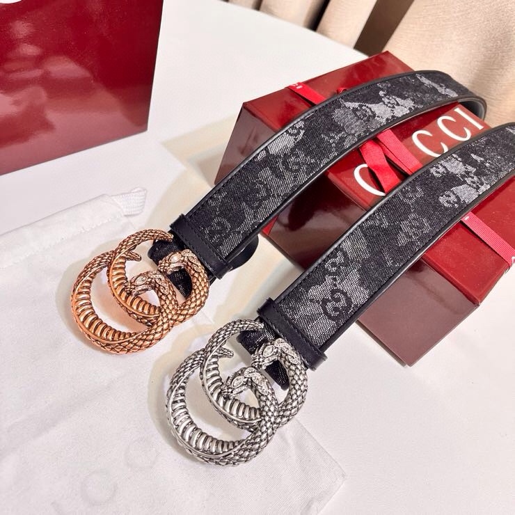 古奇 新款 GG Marmont系列心选迷彩大理石纹GG帆布，为2026早春系列随处可见的主要图案之一增