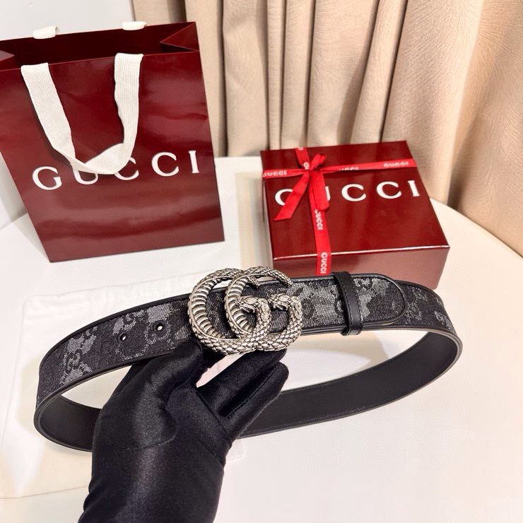 古奇 新款 GG Marmont系列心选迷彩大理石纹GG帆布，为2026早春系列随处可见的主要图案之一增