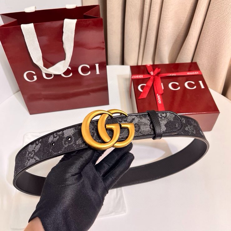 古奇 新款 GG Marmont系列心选迷彩大理石纹GG帆布，为2026早春系列随处可见的主要图案之一增