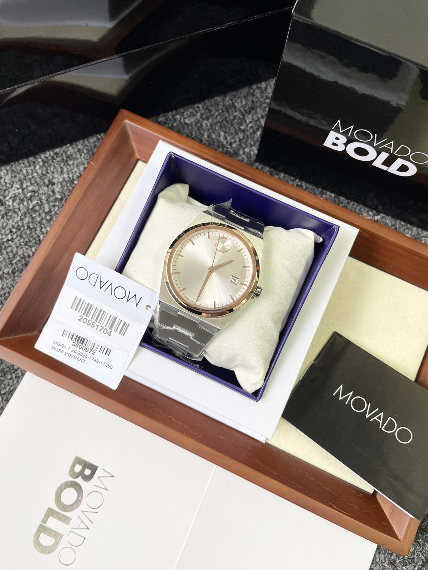 NO:725977,Movado Golden Champagne,19860909摩凡陀 间金香槟,,Watch