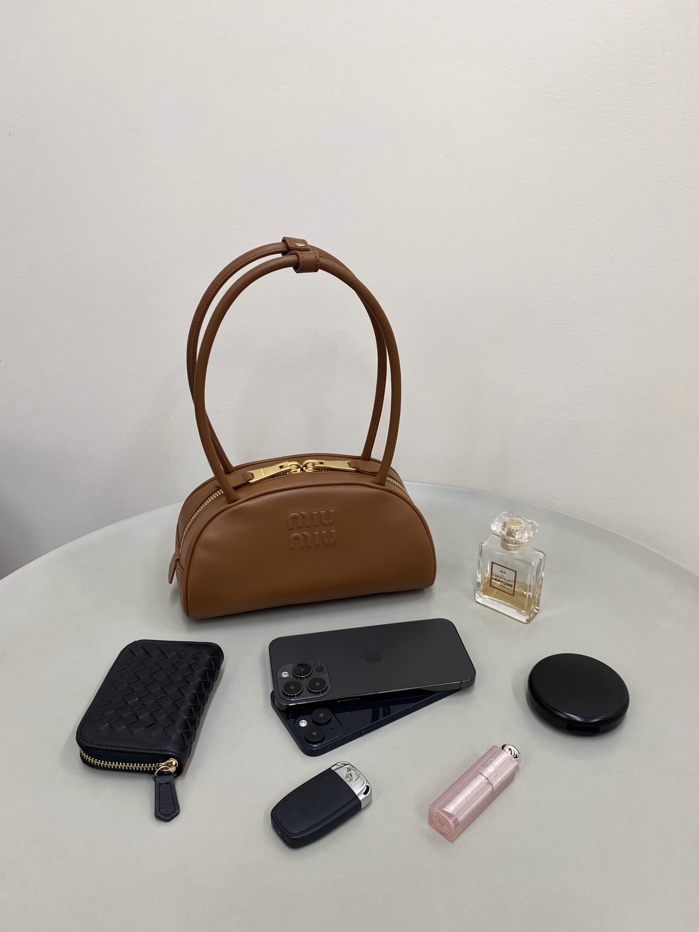 _ds69s8OOtb3JB35M_gD-zkgr-jW9zIY4kKf8plw