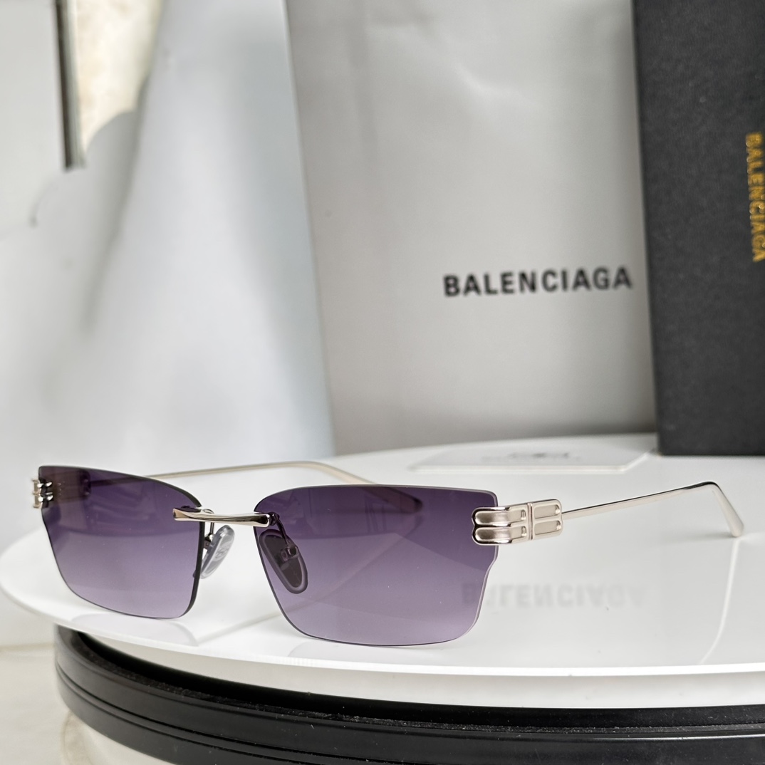 。‼️BALENCIAG*巴黎*世家⚜️⚜️⚜️MODEL：BB0487S⚜️⚜️⚜️SIZE：63口1