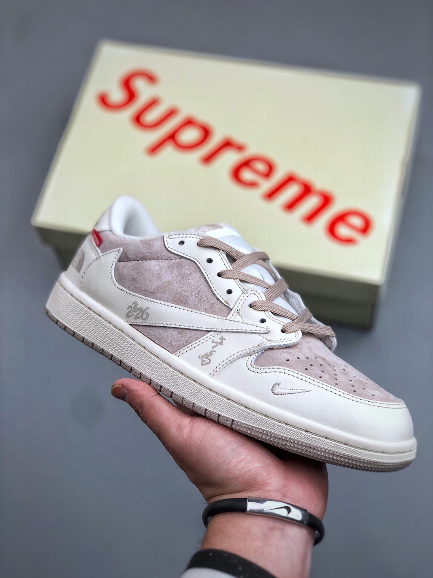 _dgX9suCWSfDm9CxrM_LAHx4-ena_7hyFDHjaESA