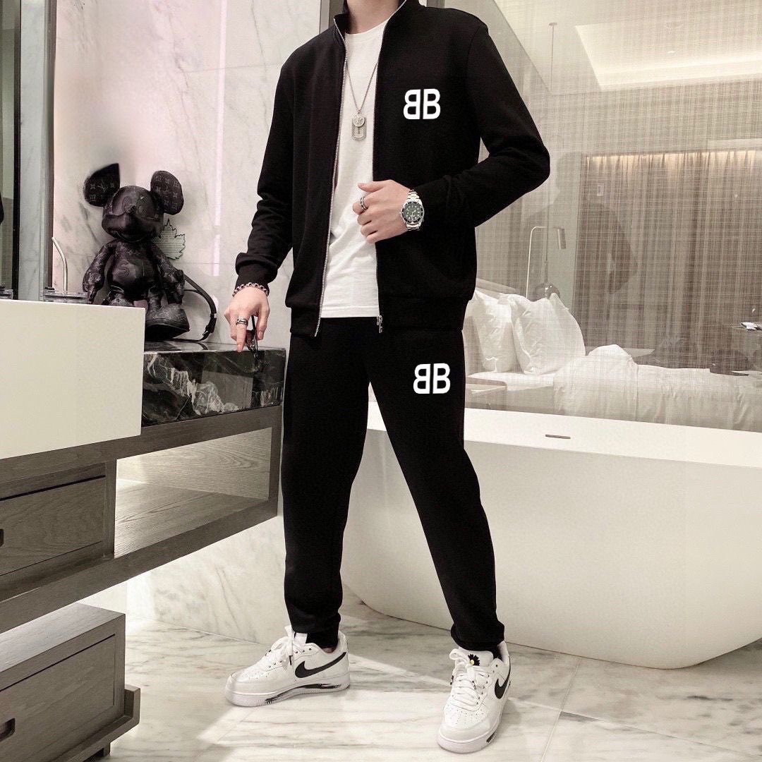 Balenciaga 品牌：巴黎世家 (胖子福音) 套装来袭 专注官网 2026全新 卫衣套装 狠货 就为一个贴合、完美的上身效果 全天然优质罗马棉100%