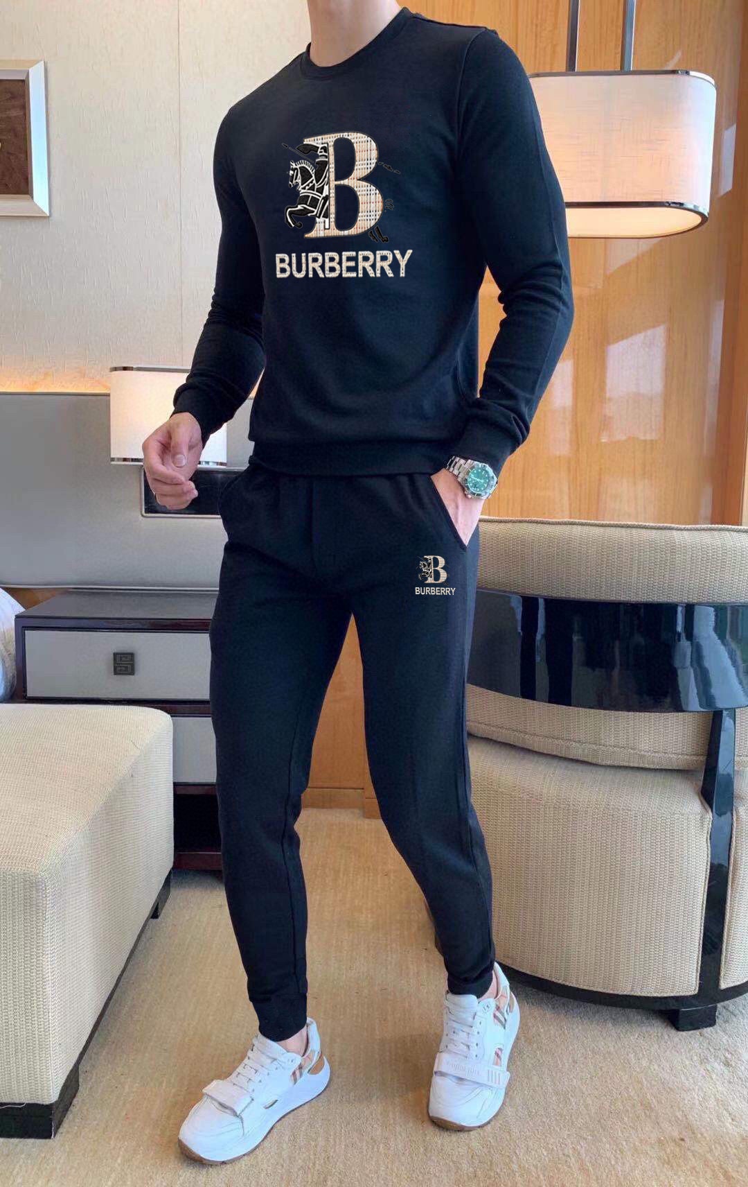 Burberry 品牌：巴宝莉 (胖子福音) 套装来袭 专注官网 2026全新 卫衣套装 狠货 就为一个贴合、完美的上身效果 全天然优质罗马棉100%