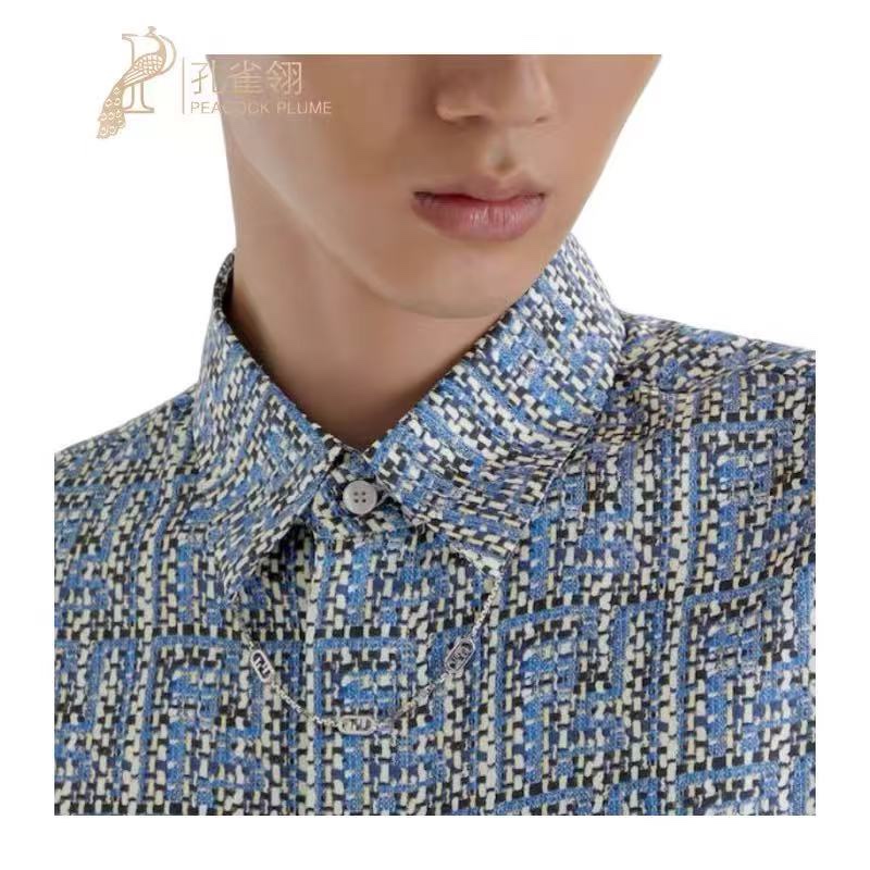 Fendi FENDI 芬迪 项链 高端定制 新款 简单大方，华丽登场，非常适合日常搭配，宝宝们，这个绝对值得入