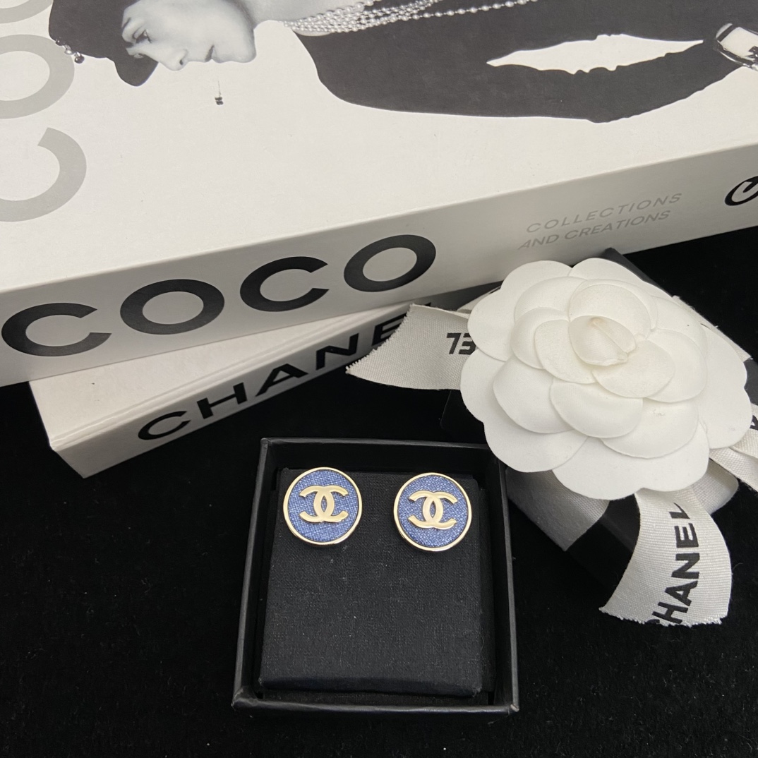 Chanel Chanel 耳饰