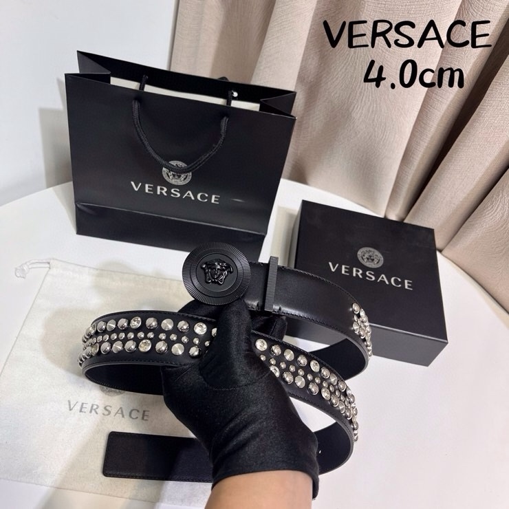VERSACE 新款 牛皮革腰带，饰有铆钉和水晶装饰，采用Medusa Biggie搭扣和装饰腰带环，4