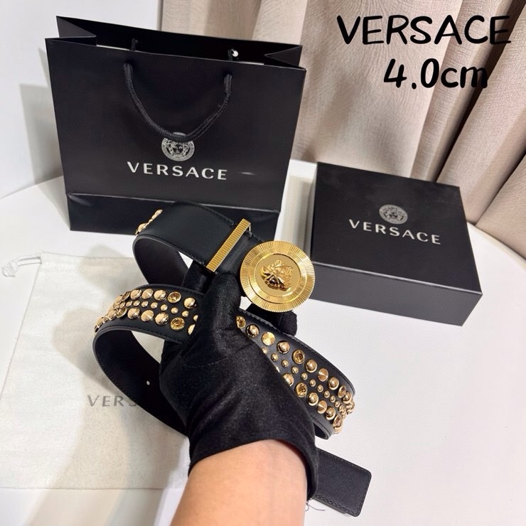 VERSACE 新款 牛皮革腰带，饰有铆钉和水晶装饰，采用Medusa Biggie搭扣和装饰腰带环，4