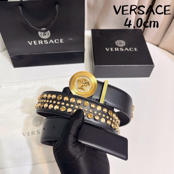 VERSACE 新款 牛皮革腰带，饰有铆钉和水晶装饰，采用Medusa Biggie搭扣和装饰腰带环，4
