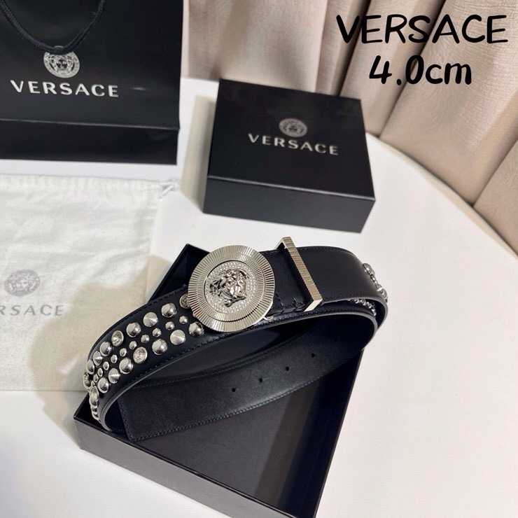 VERSACE 新款 牛皮革腰带，饰有铆钉和水晶装饰，采用Medusa Biggie搭扣和装饰腰带环，4