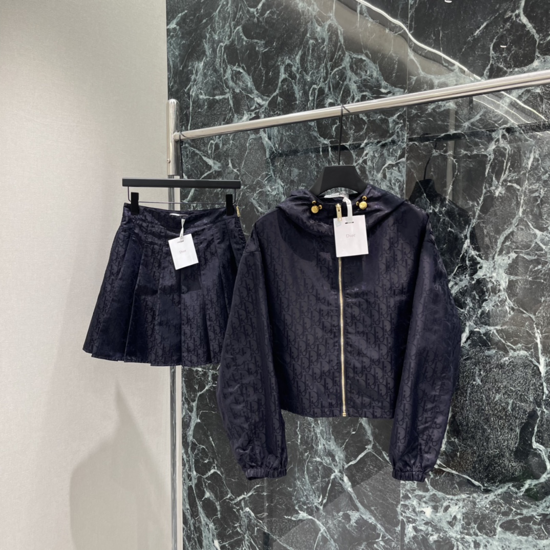 （半裙）Ｄ家 26早春新款 提花百褶裙 经典老花图案 品牌辨识度超高!暗纹低调显贵，百褶设计灵动优雅 裙