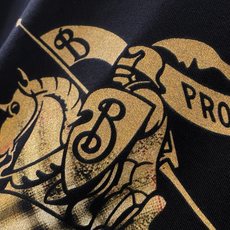 BUR~经典格纹大战马logo印花圆领短袖T恤 新品 胸前大幅战马印花,是BUR家跨越世纪的标志性图腾;清晰还原品牌经典 BUR~经典格纹大战马logo印花圆领短袖T恤 新品 胸前大幅战马印花,是BUR家跨越世纪的标志性图腾;清晰还原品牌经典