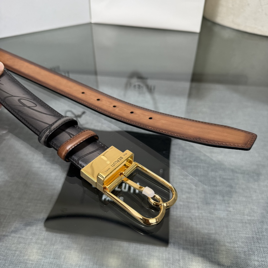 Berluti(伯尔鲁帝)经典Scritto书法纹皮带，巴黎1895年的匠艺传承，哑光小牛皮搭配银质针扣