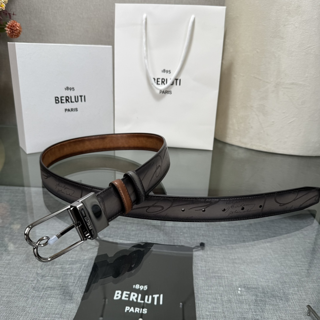 Berluti(伯尔鲁帝)经典Scritto书法纹皮带，巴黎1895年的匠艺传承，哑光小牛皮搭配银质针扣
