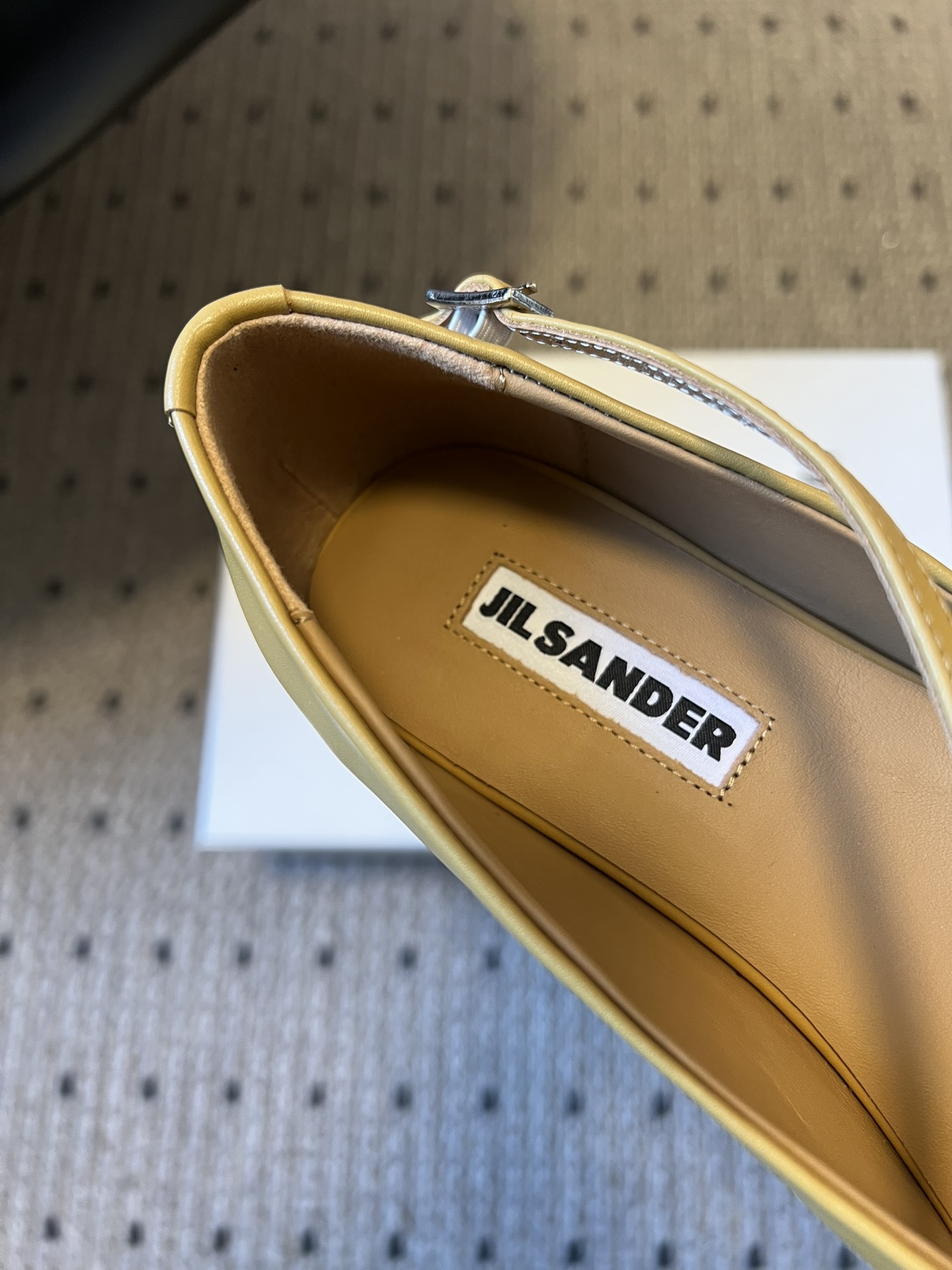 Jil sande* 26AW新款芭蕾舞鞋JIL SANDER芭蕾鞋｜把法式浪漫揉进极简风骨，交叉绑带的