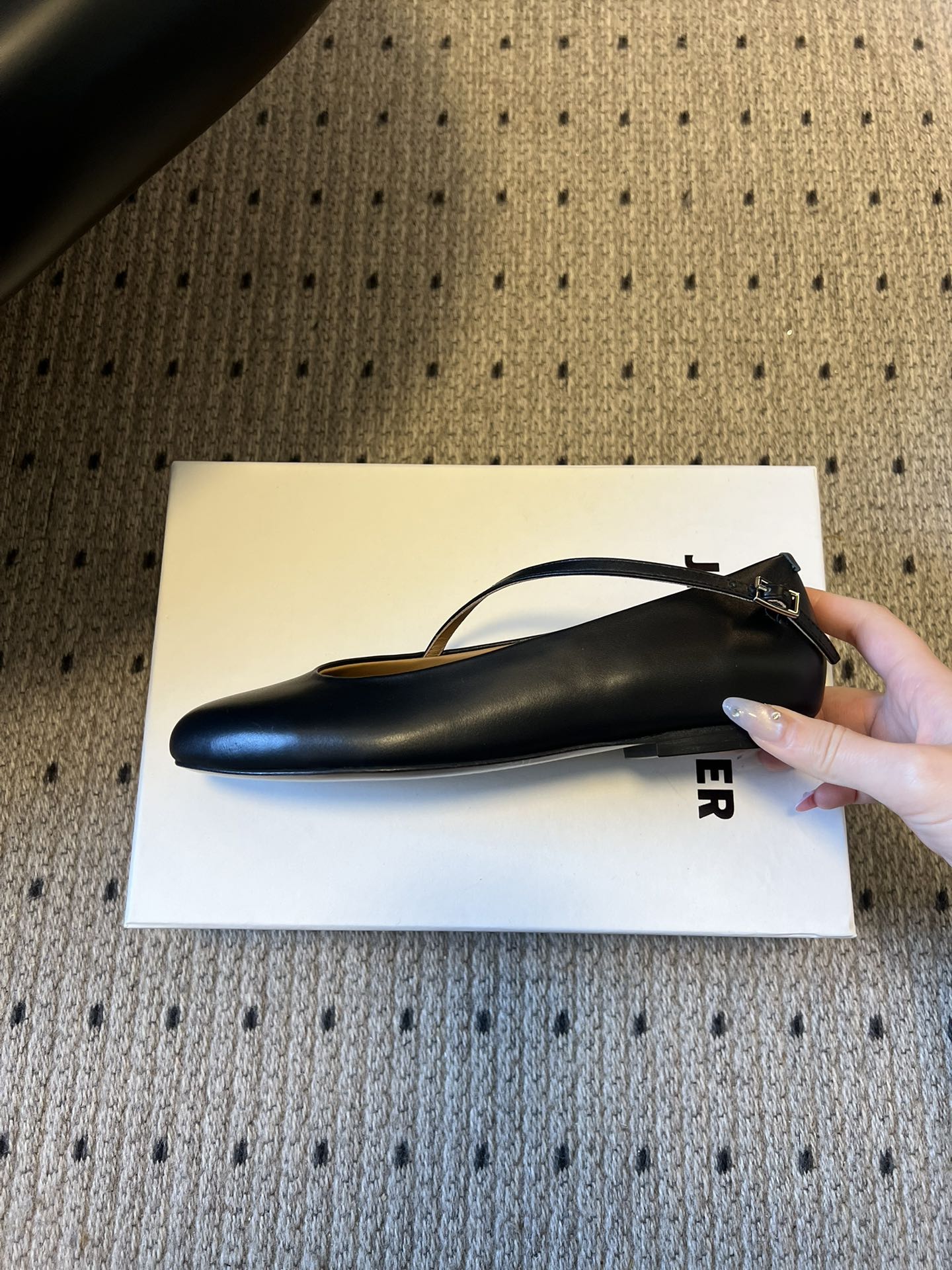 Jil sande* 26AW新款芭蕾舞鞋JIL SANDER芭蕾鞋｜把法式浪漫揉进极简风骨，交叉绑带的