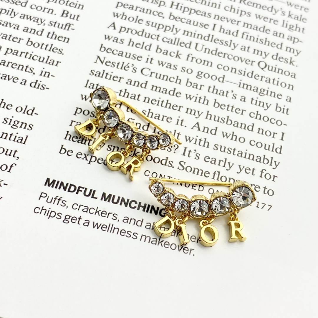 디올 귀걸이 133772 Dior Earrings 썸네일 이미지