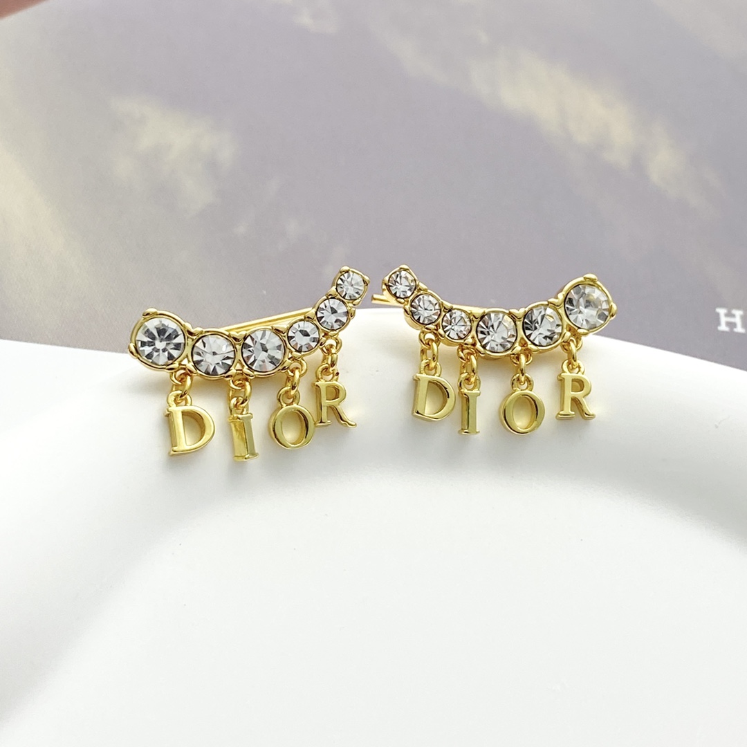 디올 귀걸이 133772 Dior Earrings 썸네일 이미지