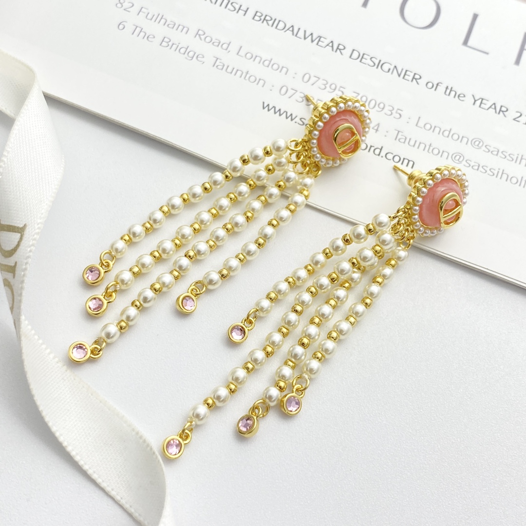 디올 귀걸이 133763 Dior Earrings 썸네일 이미지