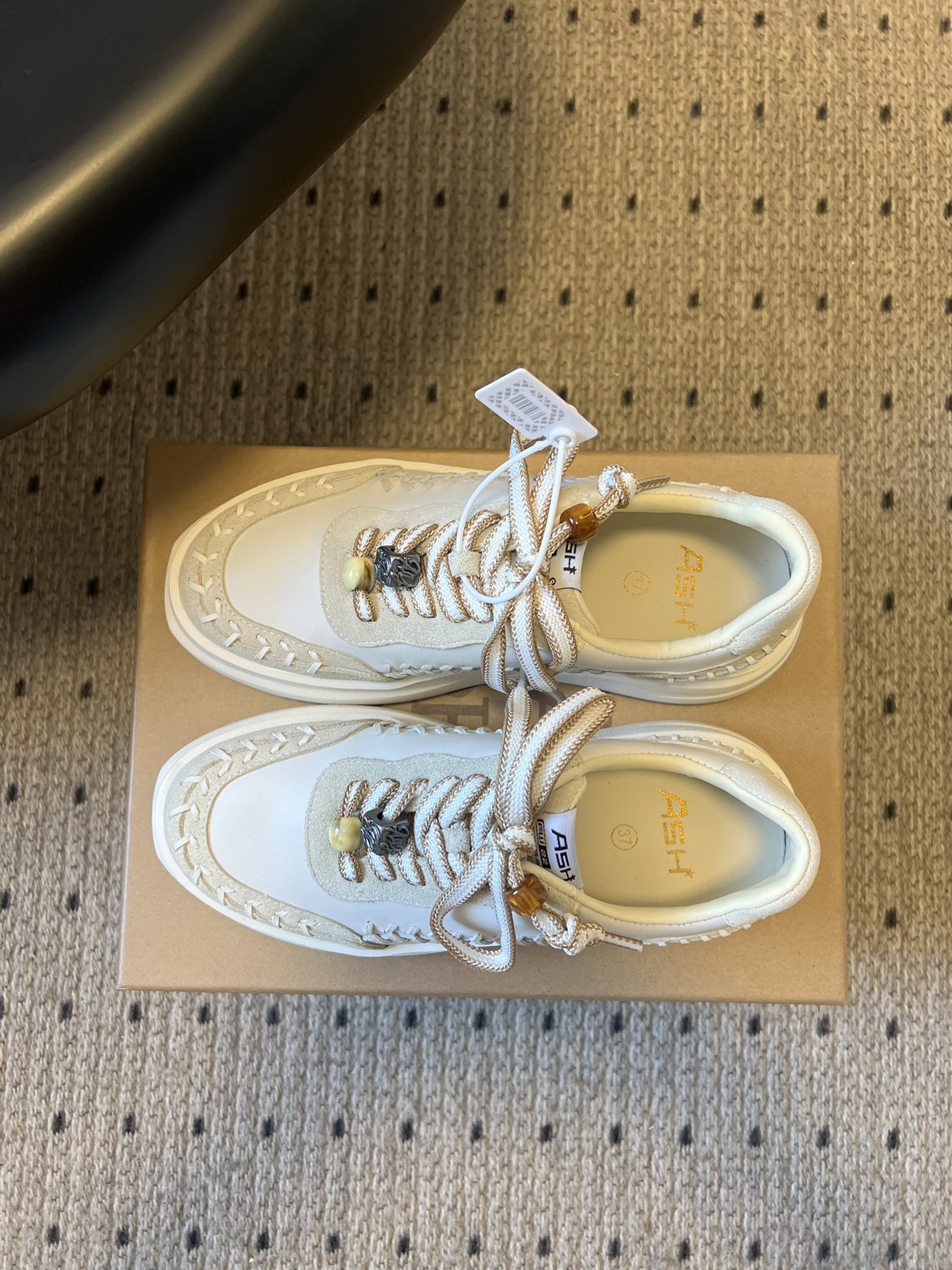 AS* 26ss 早春新品厚底复古小白鞋ASH这双也太会了！把海岛度假感焊在鞋上，麻绳编织鞋带+手工缝线