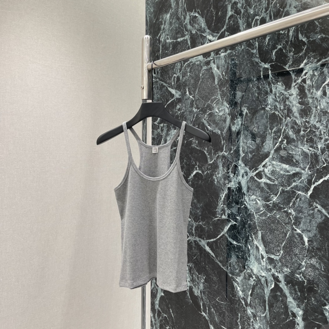 Toteme Scoop nec* 26早春新款 螺纹挂脖吊带 棉质面料弹性好 贴合舒适 挂脖+细肩带设