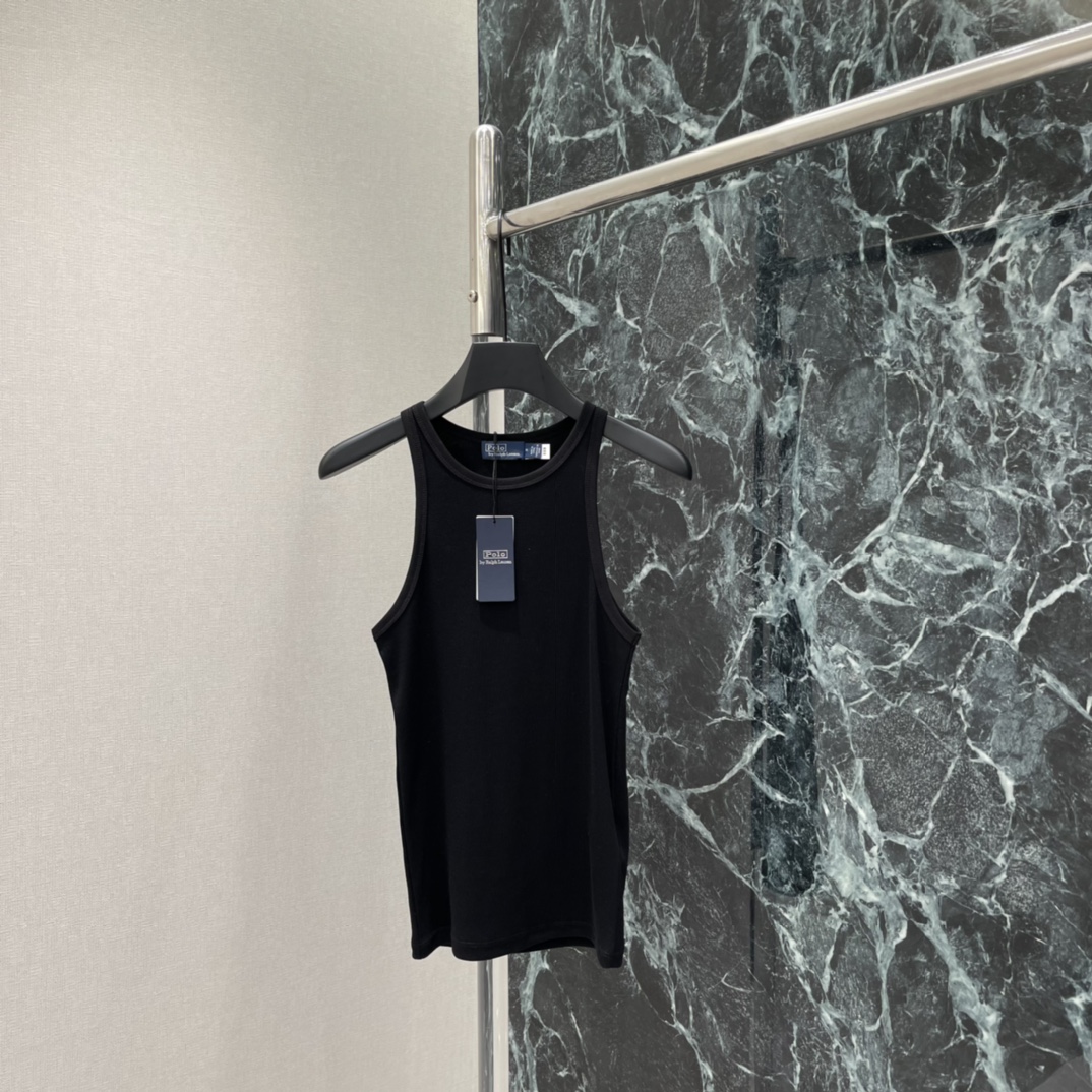 NO:723261,The highest version on the market. The girl inspects the goods, trims the three marks on the threads, and delivers the goods. You can send pictures and take videos. If you want quality and service, please add me on WeChat. We will not accept urgent orders. Raff 26 early spring new sleeveless vest. Round neck and sleeveless design. Simple and versatile, suitable for various scenes. High-quality cotton material, soft and breathable.  Super comfortable to wear in summer! The threaded edge details enhance the texture and durability. Whether worn alone or layered, you can easily create an American casual style, suitable for sports, commuting, and daily life! One color SML, women's clothing,19860909市面最高版本小妹验货、修剪线头上三标、发货可发图及拍视频,要品质要服务的加我微信,不接急单. 拉夫 26早春新款 无袖背心 圆领无袖设计简约百搭适合多场景穿搭 高品质棉料 柔软透气 夏天穿超舒服!螺纹边缘细节提升质感和耐用度.无论单穿还是内搭,都能轻松打造美式休闲风,运动,通勤,日常都OK!一个色SML,女装,,Women's clothing