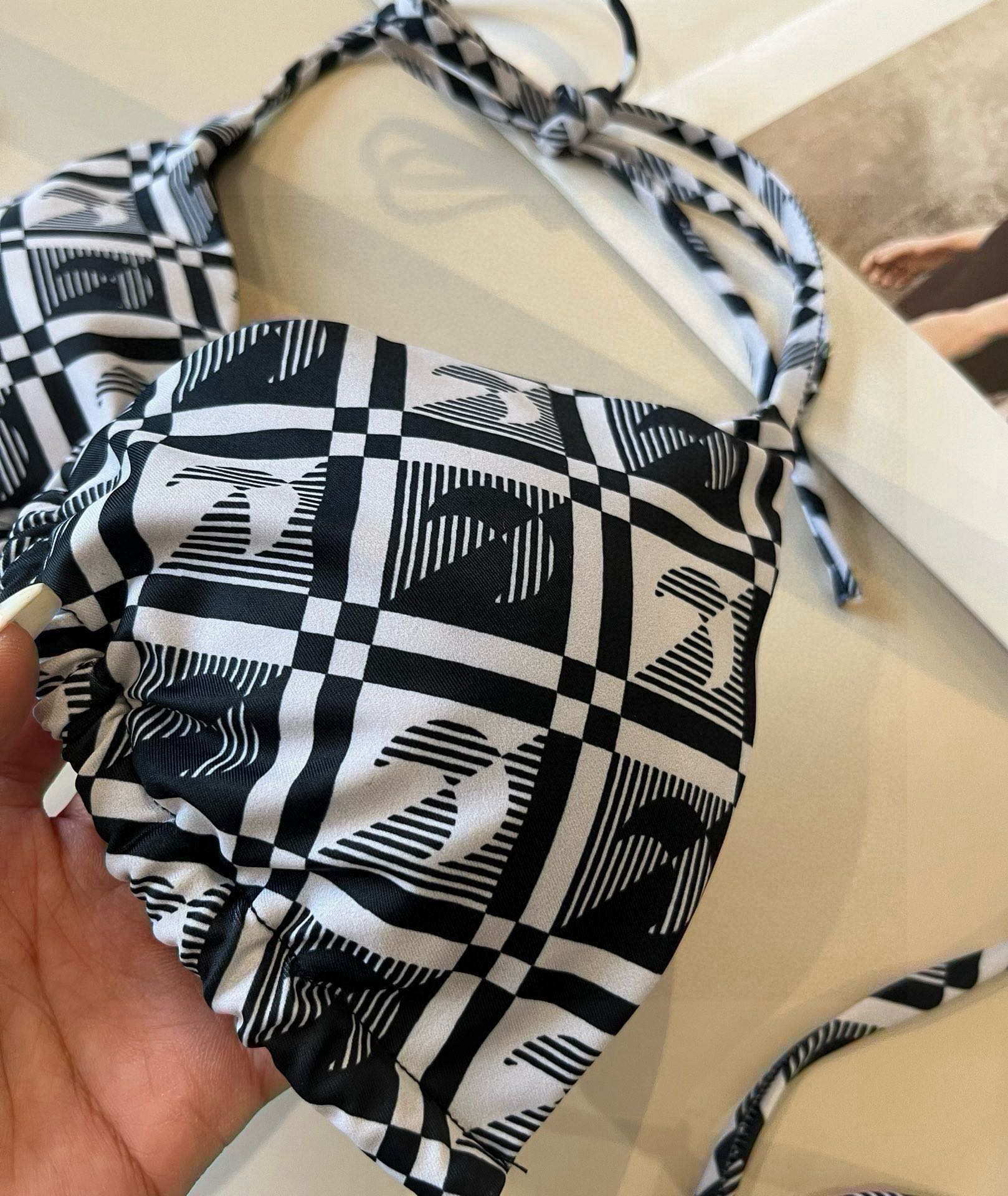 。MARINE SERRA潮牌比基尼👙