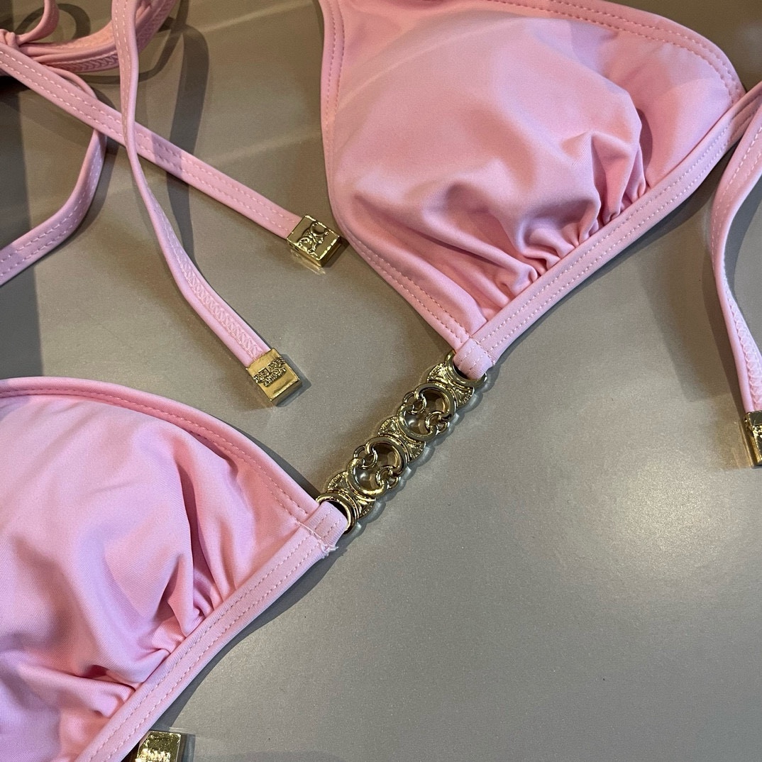 。Celine赛琳新款比基尼， S M L XL。细节待更新