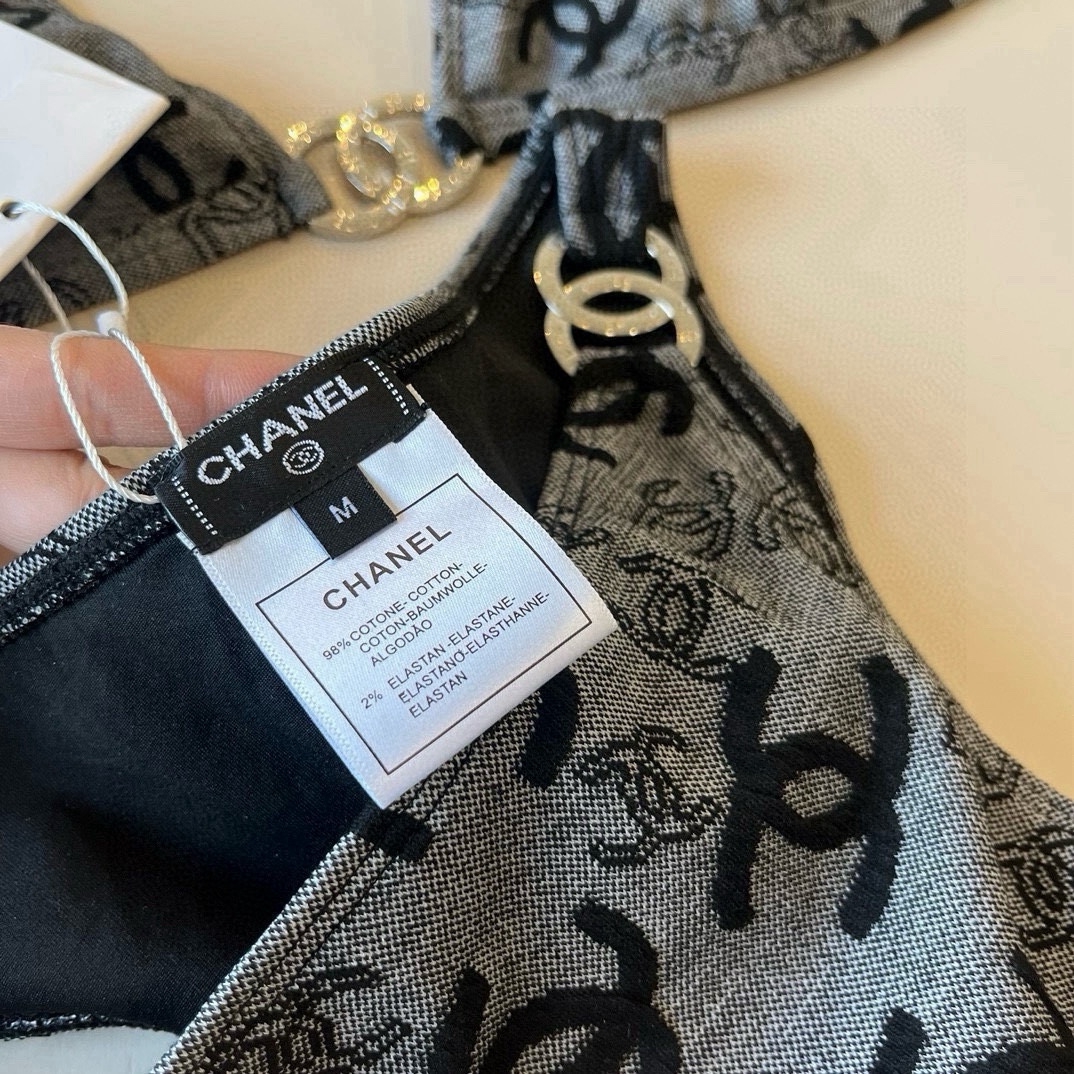 。Chanel香奈儿比基尼泳衣 最新面料S M L XL