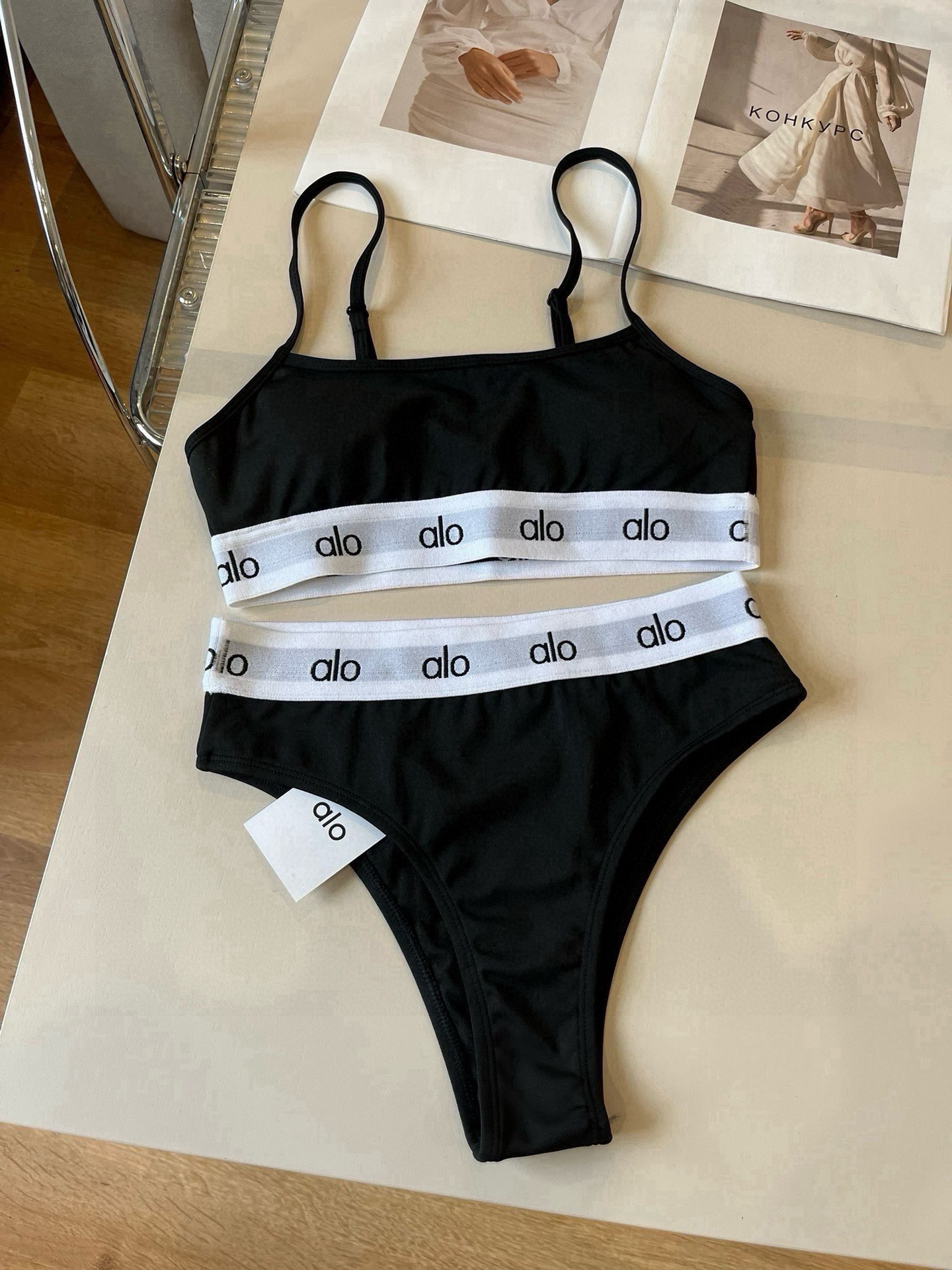 。alo潮牌分体比基尼泳衣，S M L