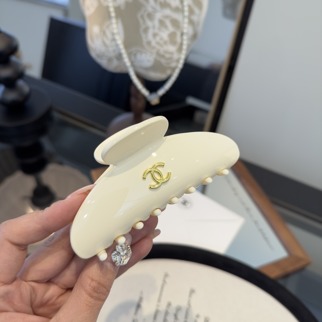 pChanel香奈儿发夹