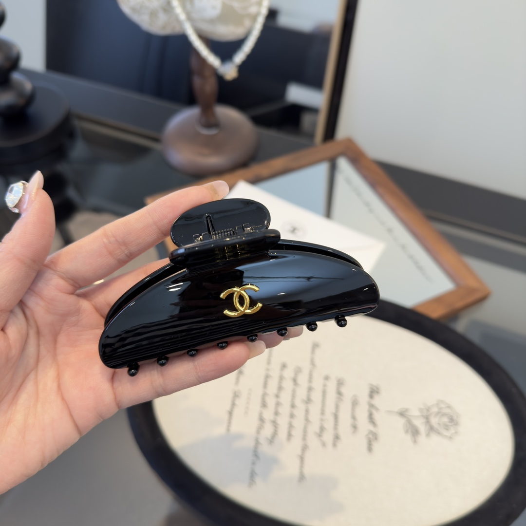 pChanel香奈儿发夹