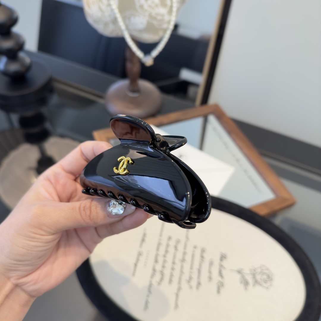 pChanel香奈儿发夹